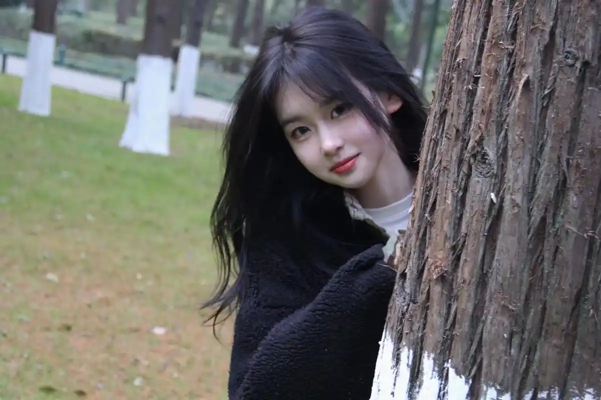 小乖,总是唉声叹气的话幸福会跑掉的哦#分享照片 #甜系女孩  - 抖音