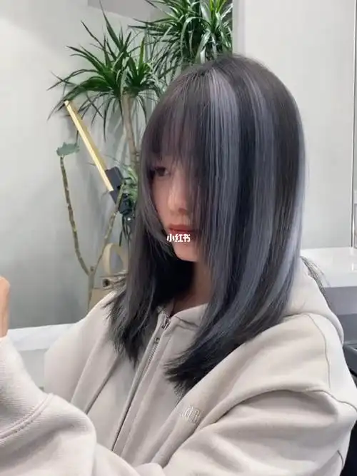 蓝灰色发带染发