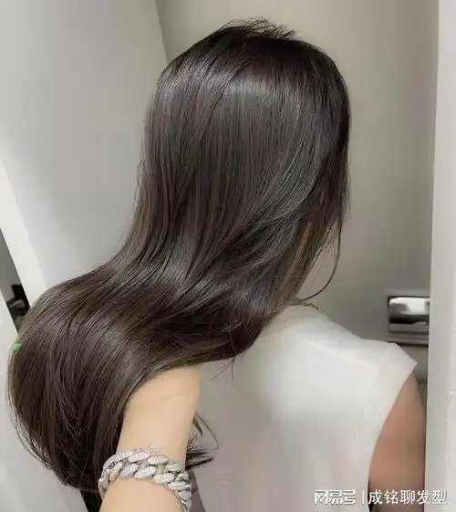 低调又有质感的冷棕发色 显白不老气|棕色|肤色|冷色调|暗色系_网易