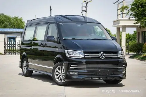 大众t6凯路威很多人并不陌生,这款改装房车为进口底盘,全时四驱,在mpv