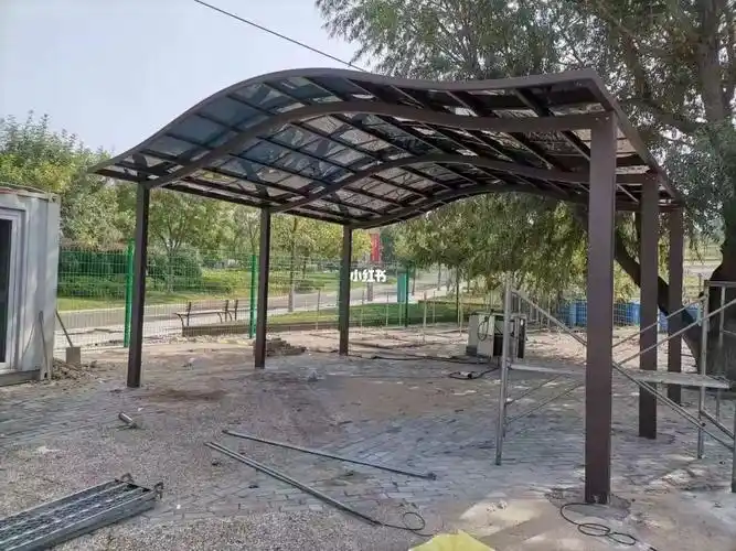 所以不要一味追数低价,很可能你买的就是个铁棚子