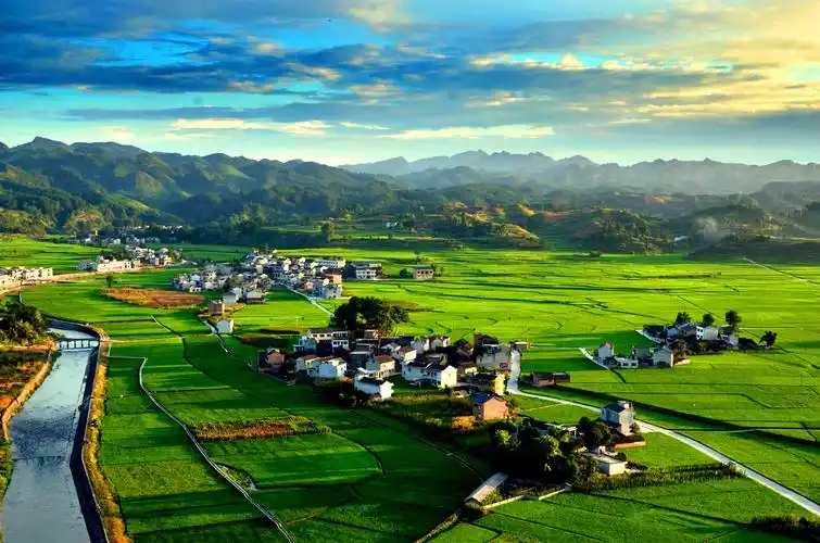 【黔东南】黄平县旧州镇冷水河易地扶贫搬迁社区 "扶贫日"暨"九.