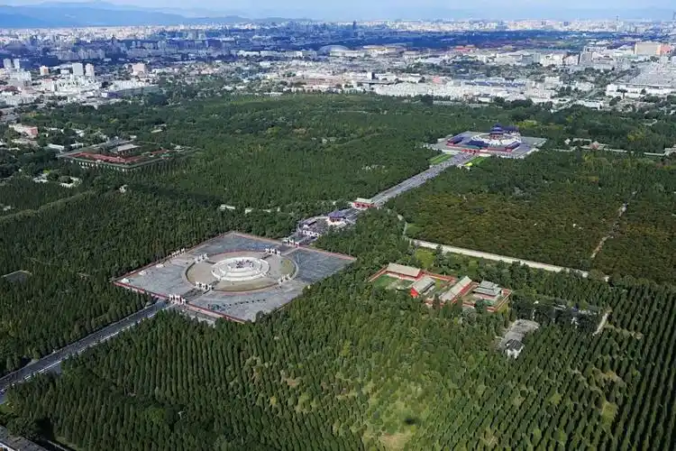 天坛航拍资料图.