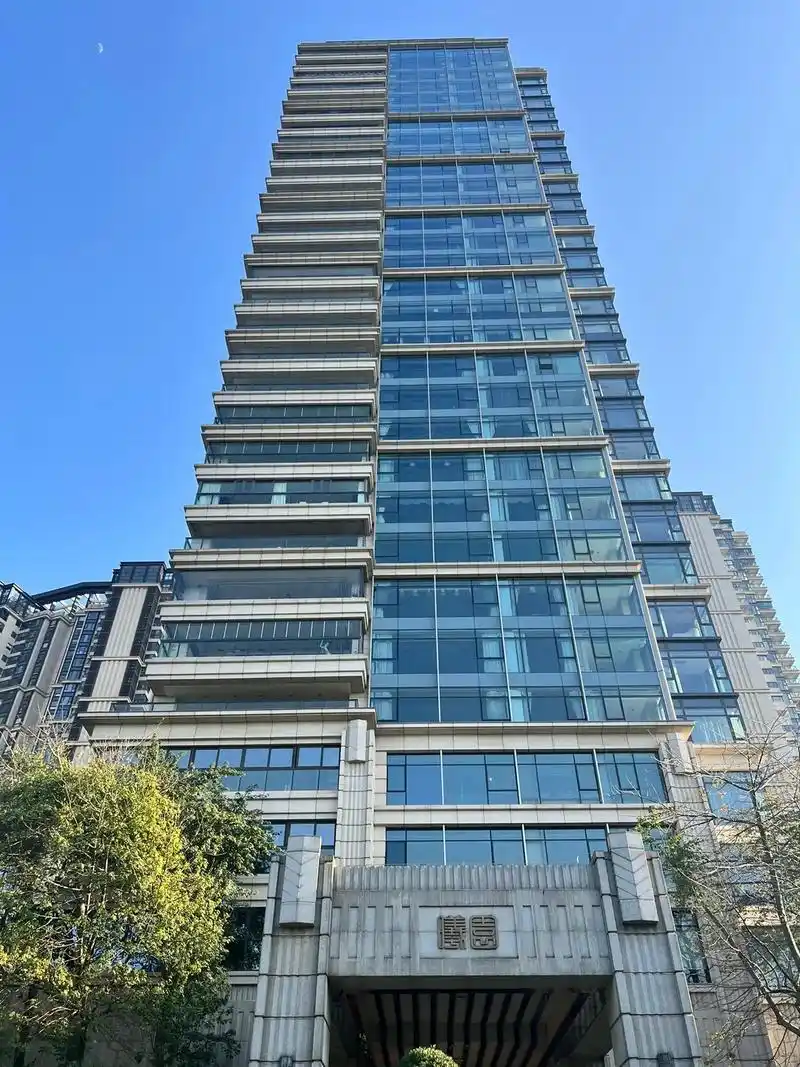 6亿的顶豪96755方.琶洲保利天悦1号楼 实拍景观 - 抖音