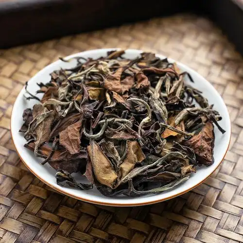 福鼎白茶陈年老白茶枣香老寿眉太姥山高山茶叶白牡丹花香贡眉散装