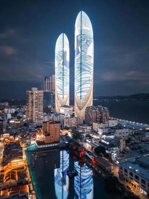 厦门双子塔夜景