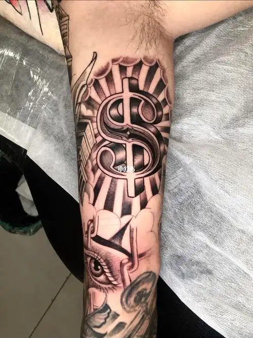 南昌纹身  #纹身也清新  #纹身  #奇卡诺纹身  #黑灰纹身#oldschool