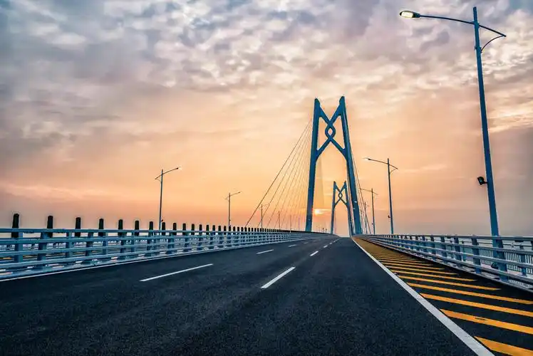 港珠澳大桥晨曦