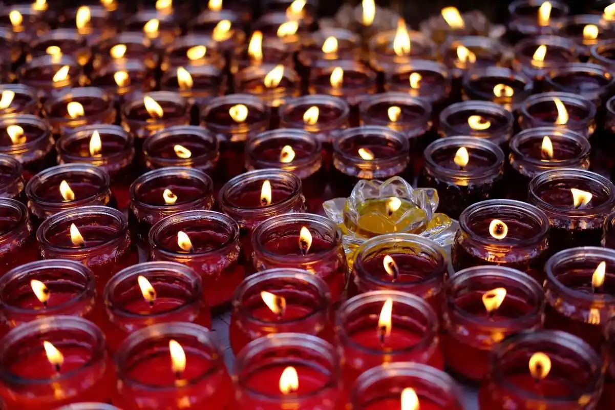 求个万柿圆满如意 家人们年30晚上到初一点灯 为家人祈福, - 抖音