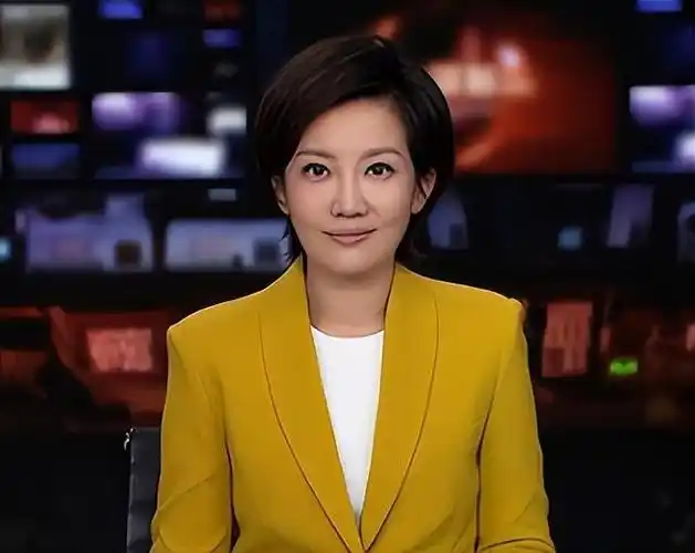 回顾王端端央视当家花旦直播落泪引热议46岁感情状态成谜