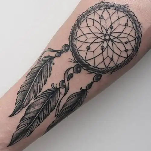 小臂黑灰简约捕梦网纹身图案