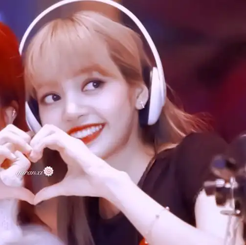 五花肉cp, lisa,朴彩英闺蜜头,情头 自制自调滤镜 可抱图/截图 二传