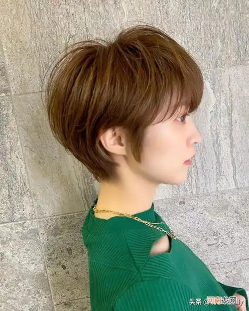 夏天最火还是剪短发 夏天什么发型比较火