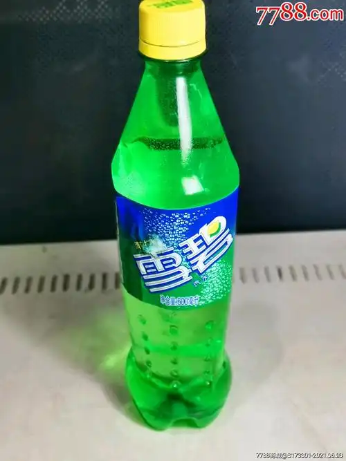 雪碧瓶子周杰伦-饮料瓶-7788棋牌玩具