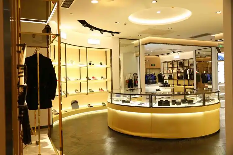 重庆爱融荟城店 | coscia 蔻莎奢侈品买手百货