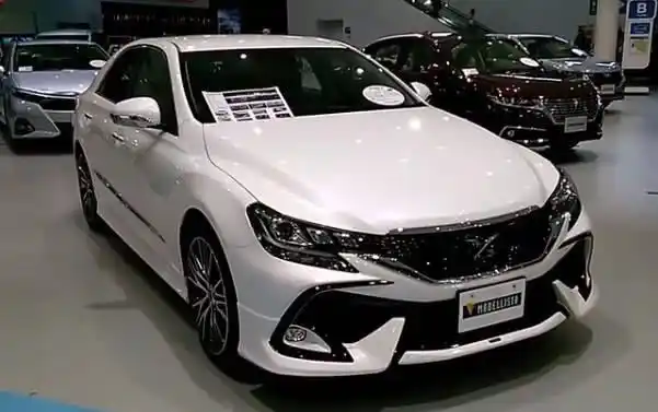 丰田又一小动作,新锐志已上市,新车重度升级,标配2.5l动力