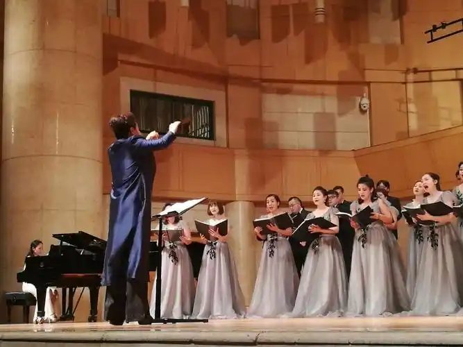 合唱团指挥真的很重要吗