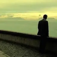 黄昏头像男生背影