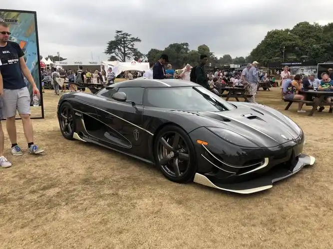 全球最贵十大豪车【汽车时代网】 - 劳斯莱斯中最豪华的一款是哪一款