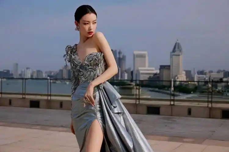 第六代谋女郎倪妮气场高级更霸气不愧巩俐第二接班人