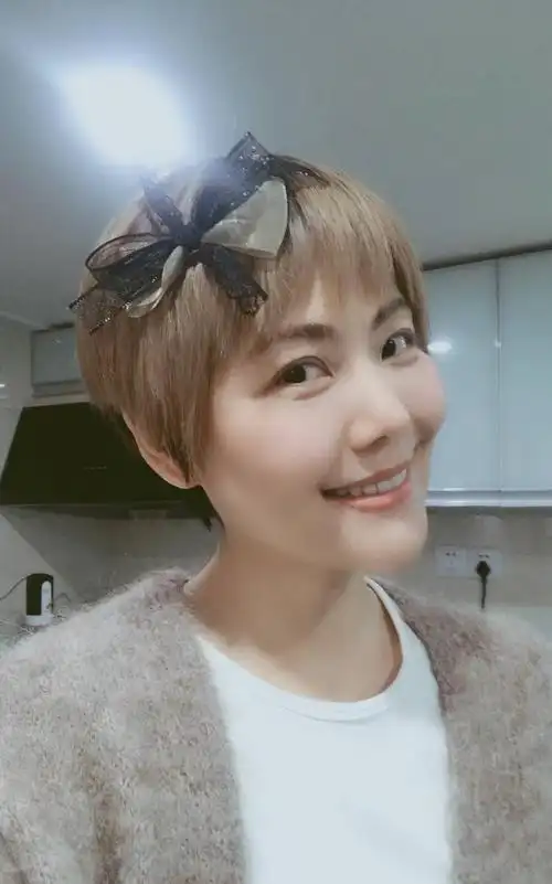 柳红的扮演者(柳红扮演者陈莹晒美照)