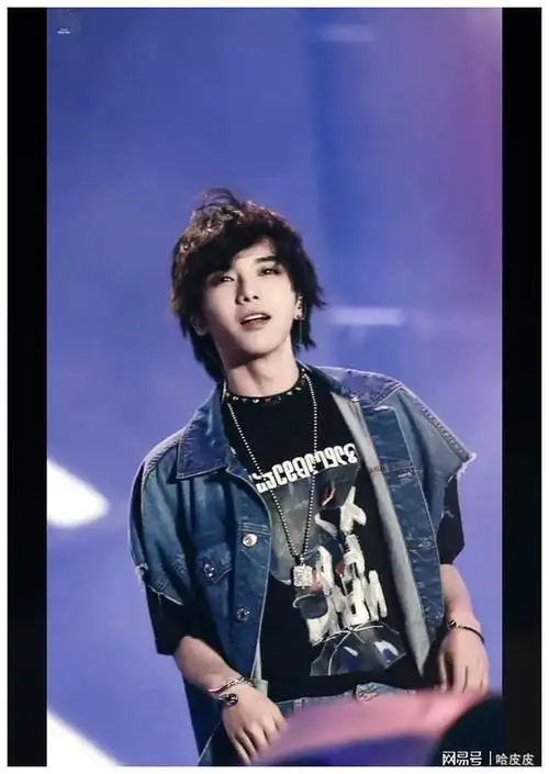 华晨宇水仙文拼图十飒壳卷年下攻轻松校园he