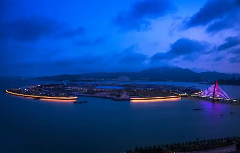 远眺双鱼岛-"魅力厦门湾 多彩漳州港"全国摄影大展投稿区-大众摄影网