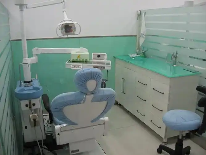 全科口腔医生 口腔全科大夫 日照崔久文牙科招聘