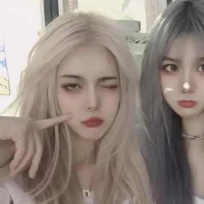 沫兮精美拽姐超酷一对两张闺蜜头像