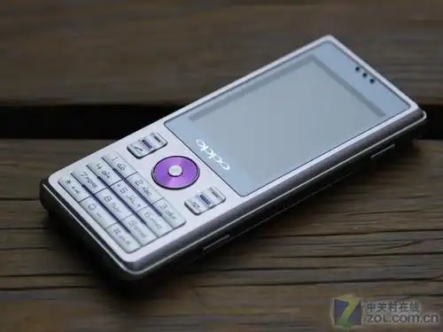 魅力十足 oppo实用直板a105双色图赏_手机_科技时代_新浪网