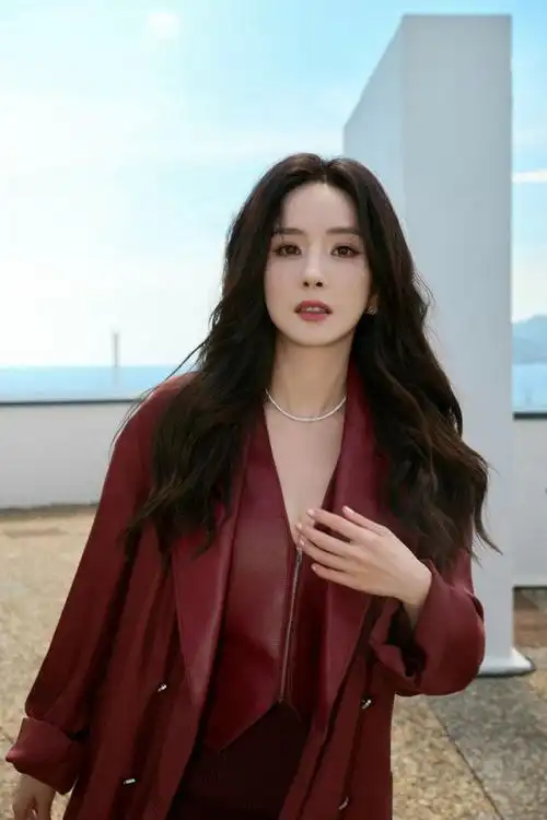 红色系的杨幂有多美,这41张极品写真告诉你答案|演员|韩红|刘恺威|小