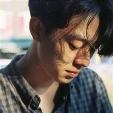 快手头像男生霸气侧漏侧颜全集 没有什么优势便是比你珍贵