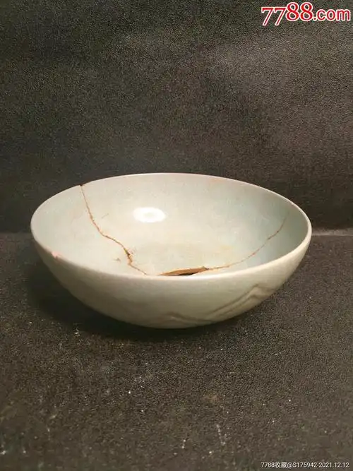 汝瓷冰裂纹碗残器