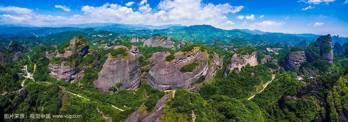 航拍广西桂林资源县八角寨丹霞地质公园全景