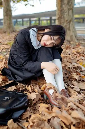 萝莉清纯妹子甜美迷人写真图片集