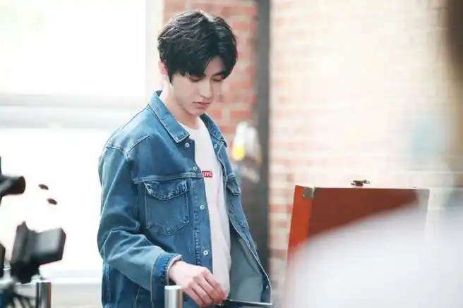 1997蔡徐坤日常972019.8.