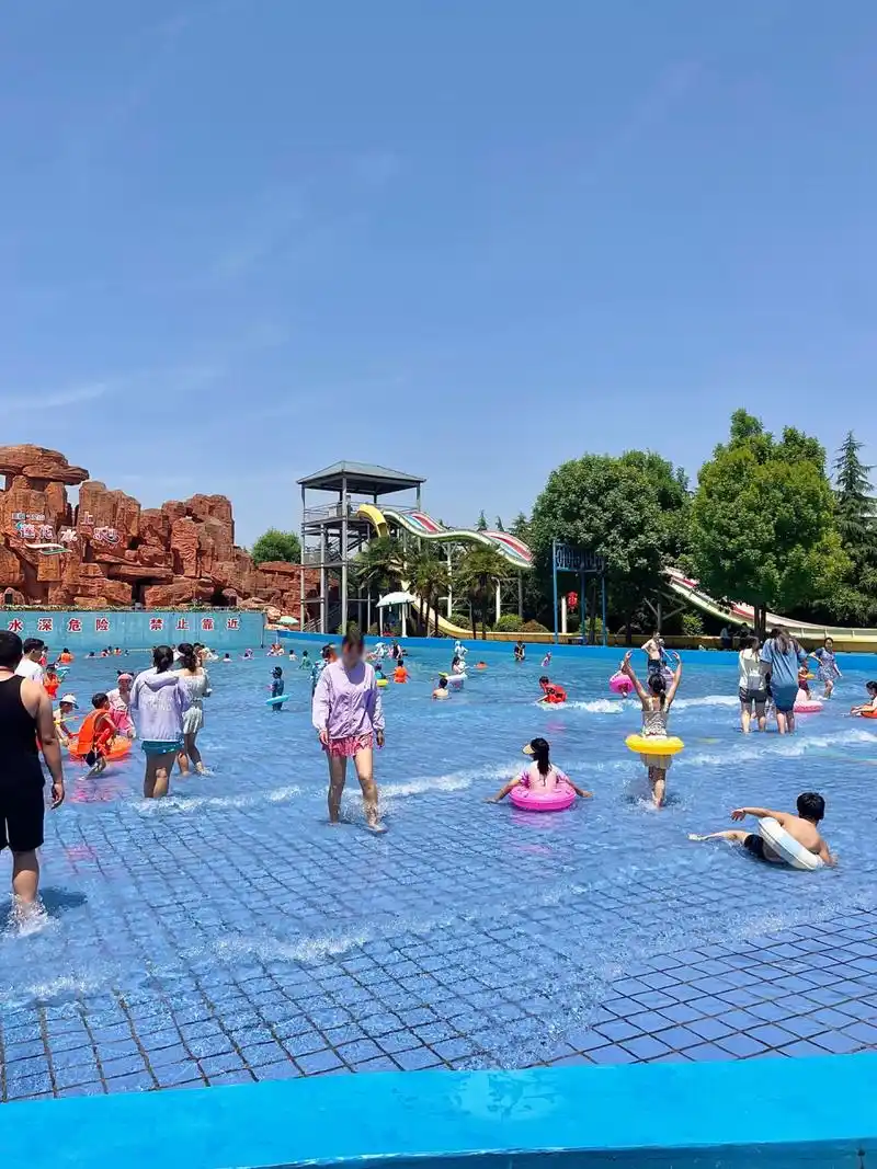 没想到洛阳还有这么好玩的水上乐园 这地方也泰美啦吧!